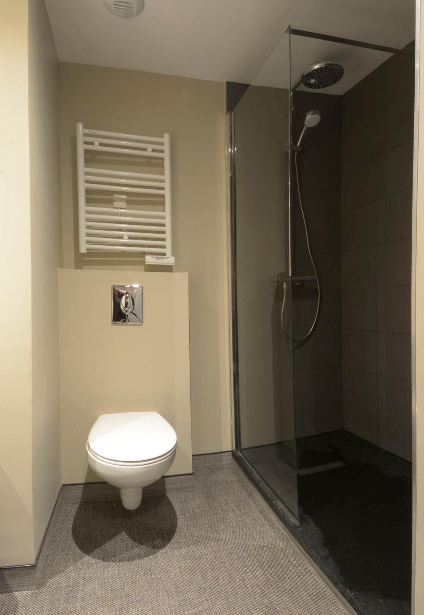 Aparthotel 37 Lodge Courbevoie Paris La Defense Exterior foto