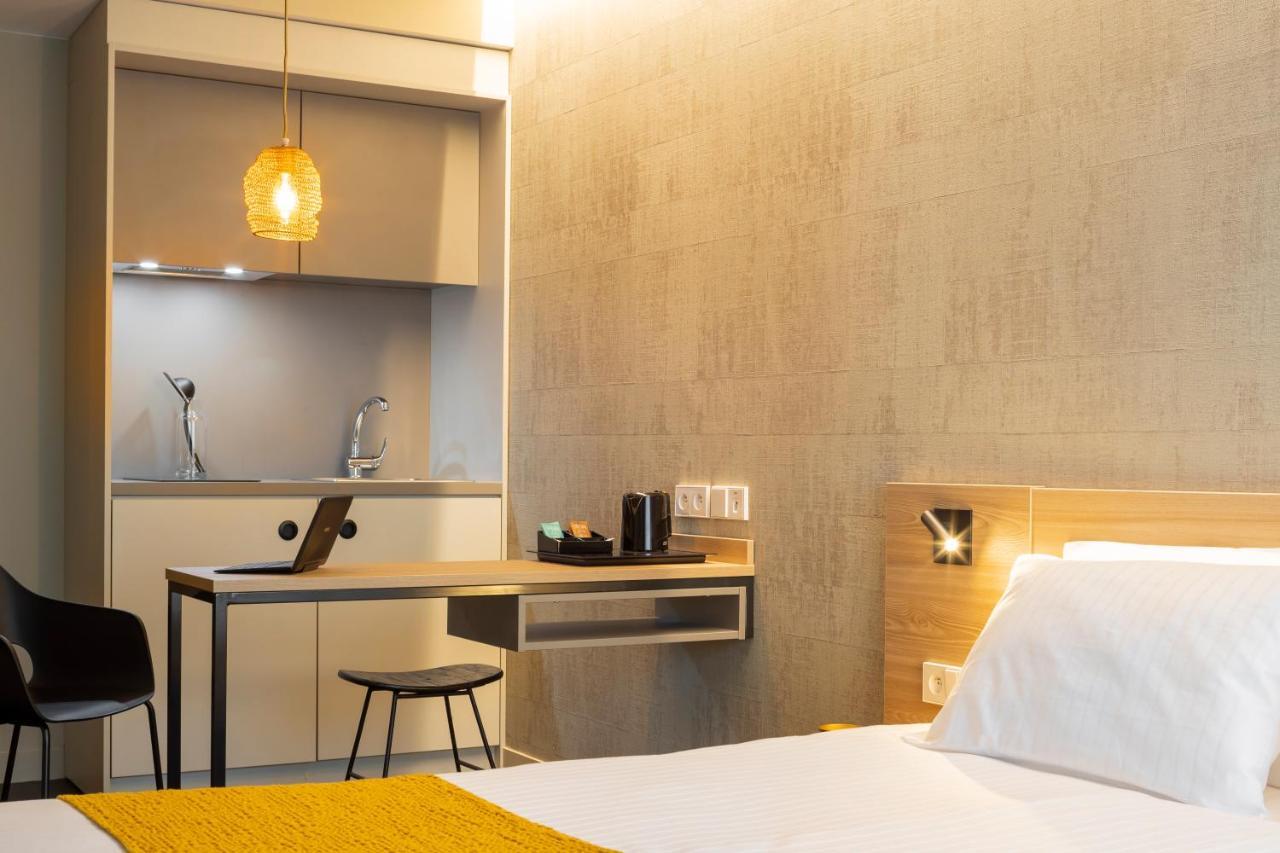 Aparthotel 37 Lodge Courbevoie Paris La Defense Exterior foto